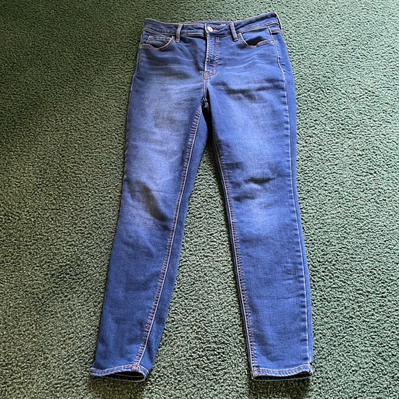 Ladies jeans - Picture 1 of 3